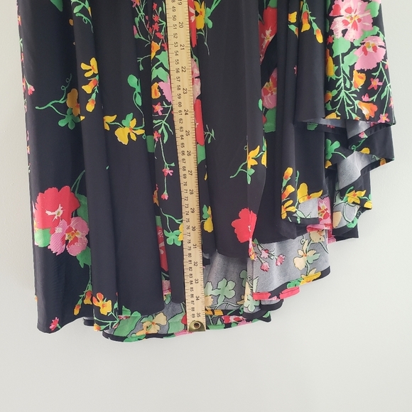 Cabi Floral Drama Wrap Skirt Medium Black Multicolor High-Low Midi Asymmetrical - Picture 6 of 10